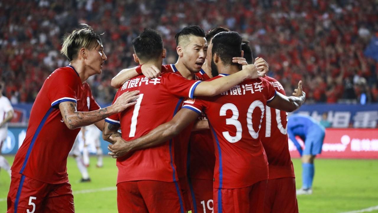 山东鲁能与重庆斯威的比赛比分